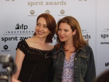 Heather Juergensen & Jennifer Westfeldt  |  18th Independent Spirit Awards | DigitalHit.com ©2003 Digital Hit Entertainment Inc. Photographer:Ian Evans All rights reserved.