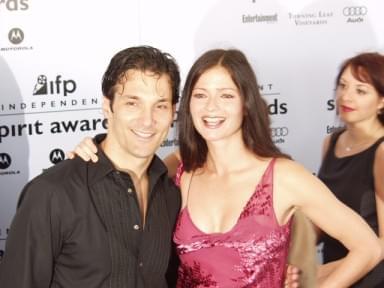 Paolo Mastropietro & Jill Hennessy  |  18th Independent Spirit Awards | DigitalHit.com ©2003 Digital Hit Entertainment Inc. Photographer:Ian Evans All rights reserved.