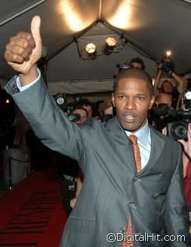 Jamie Foxx ©2004 DigitalHit.com All rights reserved