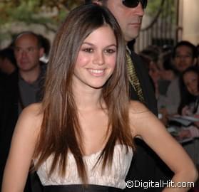 Rachel Bilson ©2006 DigitalHit.com All rights reserved.