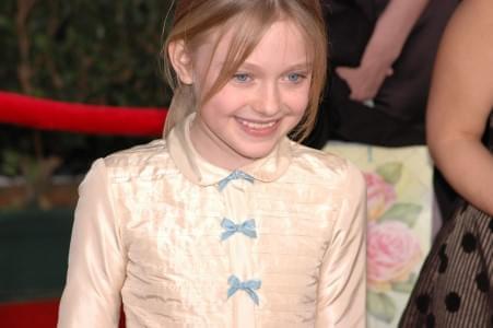 Photo: Picture of Dakota Fanning | 12th Annual Screen Actors Guild Awards sag12-0167.jpg