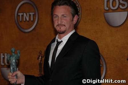 Photo: Picture of Sean Penn | 15th Annual Screen Actors Guild Awards 2009-sag-awards-0606.jpg