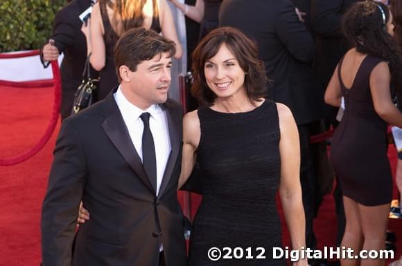 Kyle Chandler and Kathryn Chandler | 18th Annual Screen Actors Guild Awards